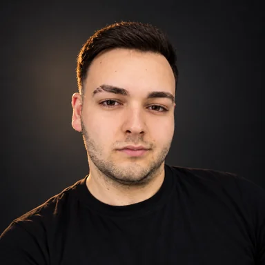 Милен Маринов
